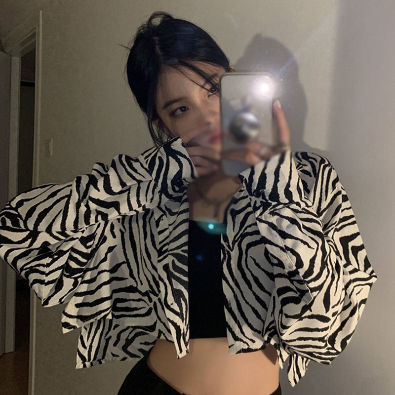 Áo sơ mi tay dài dáng ngắn họa tiết da báo thời trang xuân thu cho nữ