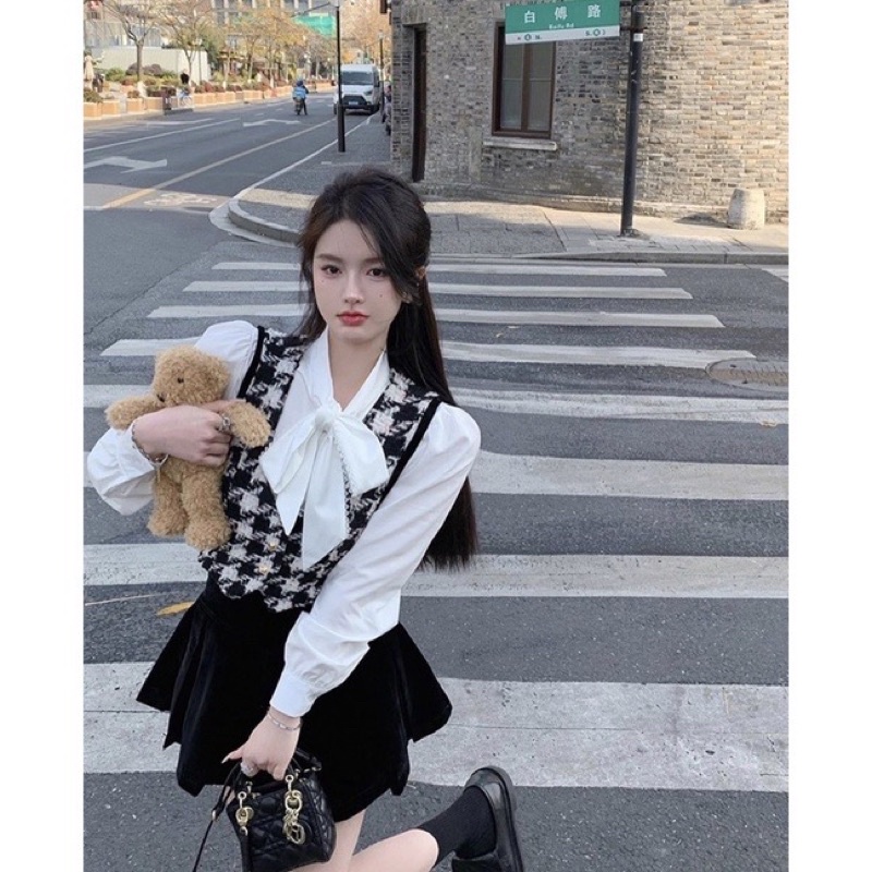 Sét áo sơ mi nơ phối áo gile dạ kẻ mix chân váy nhung siêu xinh