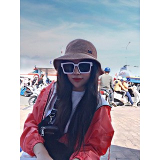 Nón Dậm chứ M