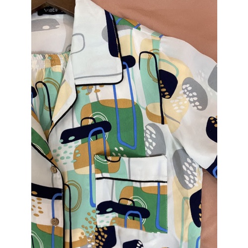 VIBES Đồ Bộ Pijama Ngắn Xaka Py Set