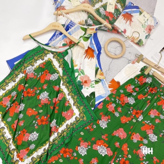 Set bộ hoa yếm quần ống suông siêu đẹp hàng cao cấp loại 1