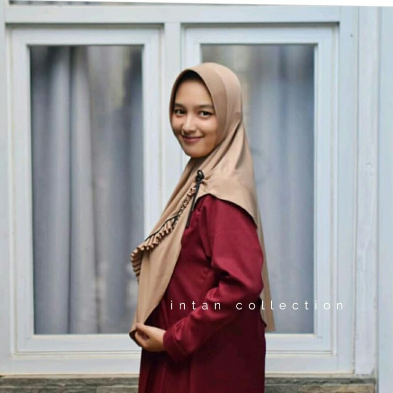 Khăn Hijab Trùm Đầu Của Phụ Nữ Hồi Giáo