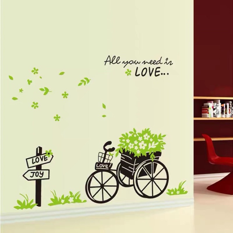 Decal dán tường xe đạp giỏ hoa xanh trang trí phòng khách.