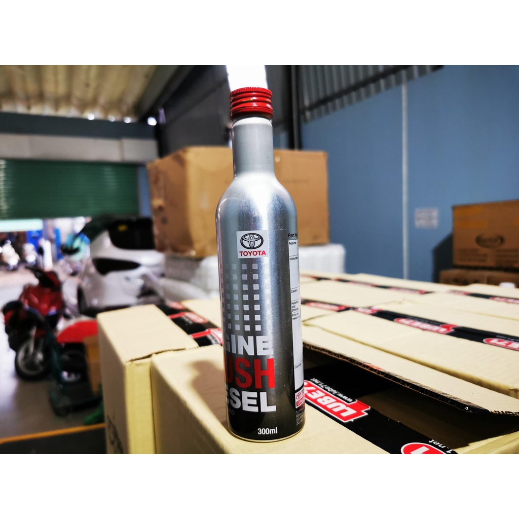 Dung Dịch Vệ Sinh Động Cơ Diesel TOYOTA Engine Flush Diesel Nhập Thái Lan 300ml