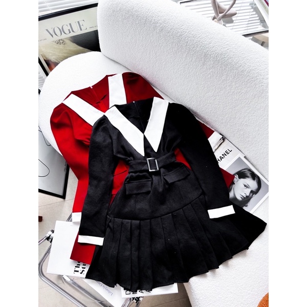 ĐẦM NHUNG CỔ TRẮNG NHỌN XẾP LY KÈM NỊT