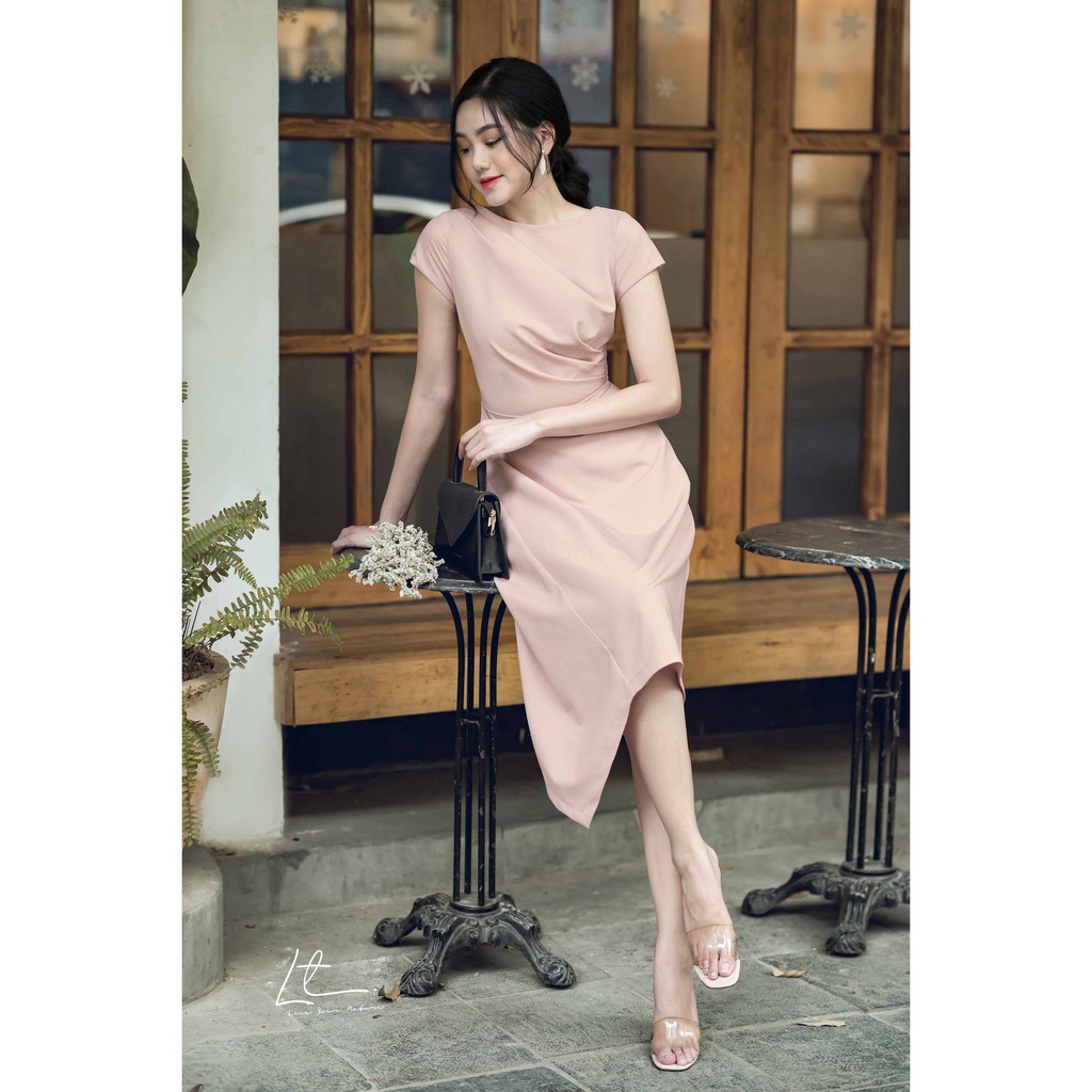 VÁY XÒE CỔ TRÒN LY EO VẠT XÉO SANG CHẢNH | BigBuy360 - bigbuy360.vn
