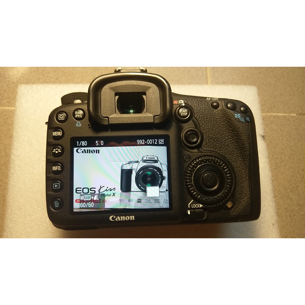 Máy Ảnh ống kính rời kĩ thuật số  Canon 7D rất đẹp, 7k shot , nguyên zin . | BigBuy360 - bigbuy360.vn