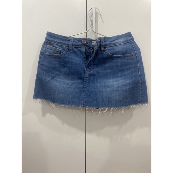 Pass quần váy jean