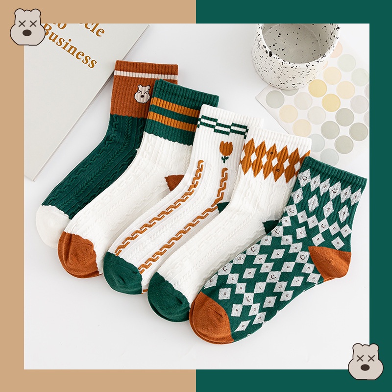 Vớ tất họa tiết cổ cao sọc quả trám gấu màu cam xanh lá