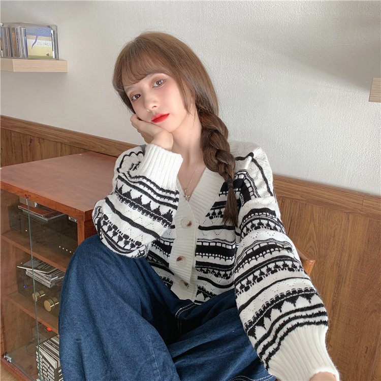 Áo khoác Cardigan thổ cẩm trắng đen | 11 HIN