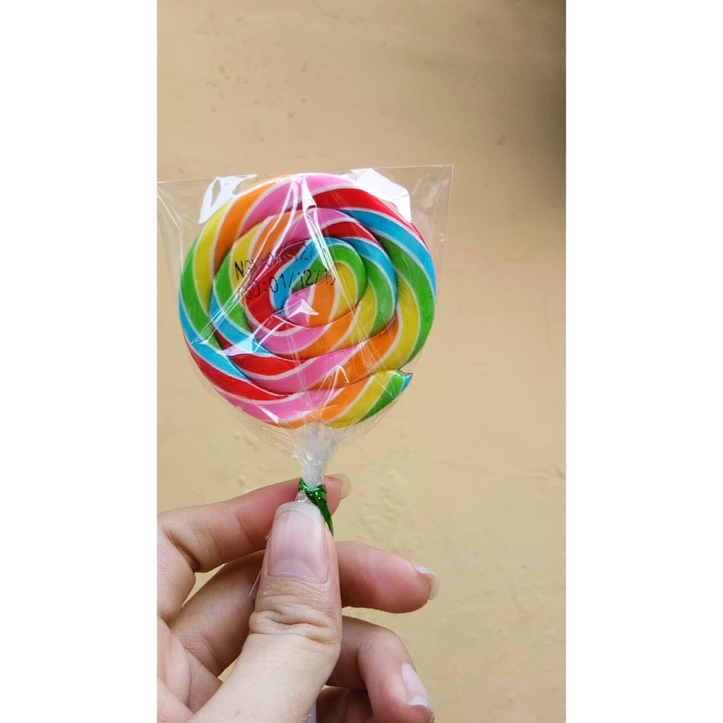 Kẹo Mút Cầu Vồng