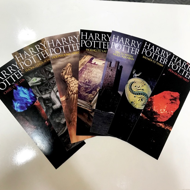 Bookmark Harry Potter Bộ bìa đen năm 2013