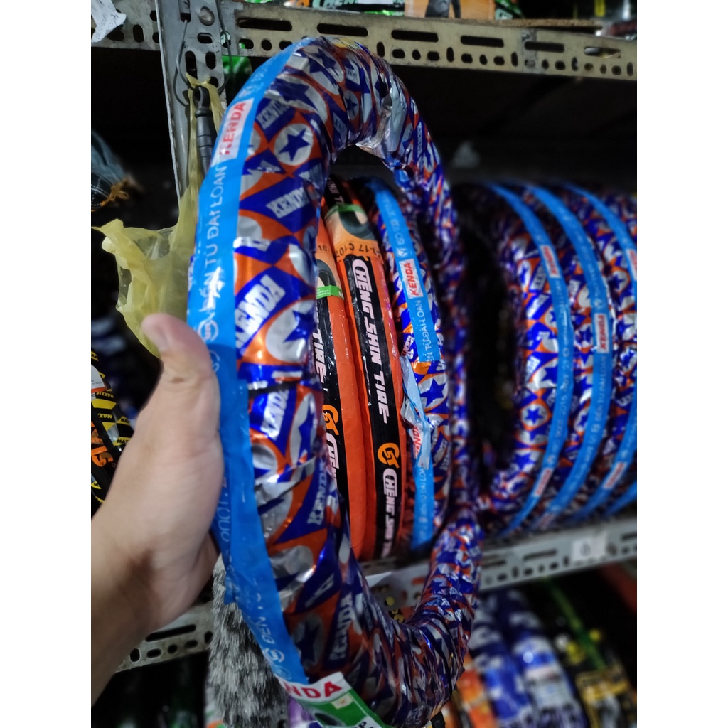 Vỏ xe  kenda size 2.50-17 dòng 6 lớp - hàng chính hãng