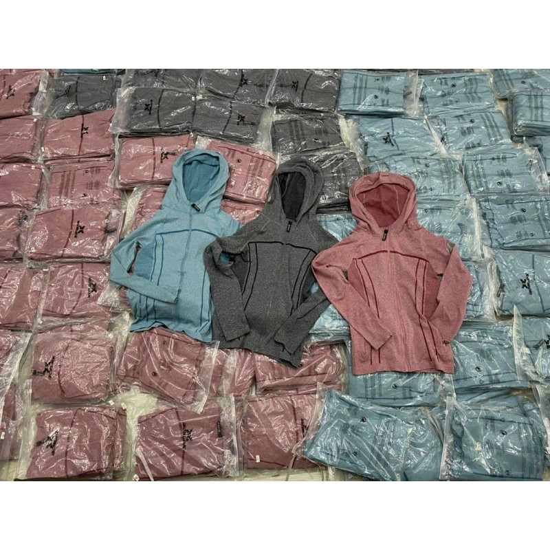 Áo khoát  thể thao in logo mẫu 2 Có túi khoá