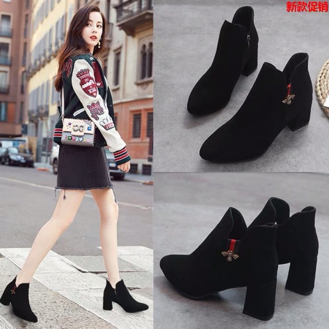Bốt cổ ngắn Ankle Boots da nhung con ong