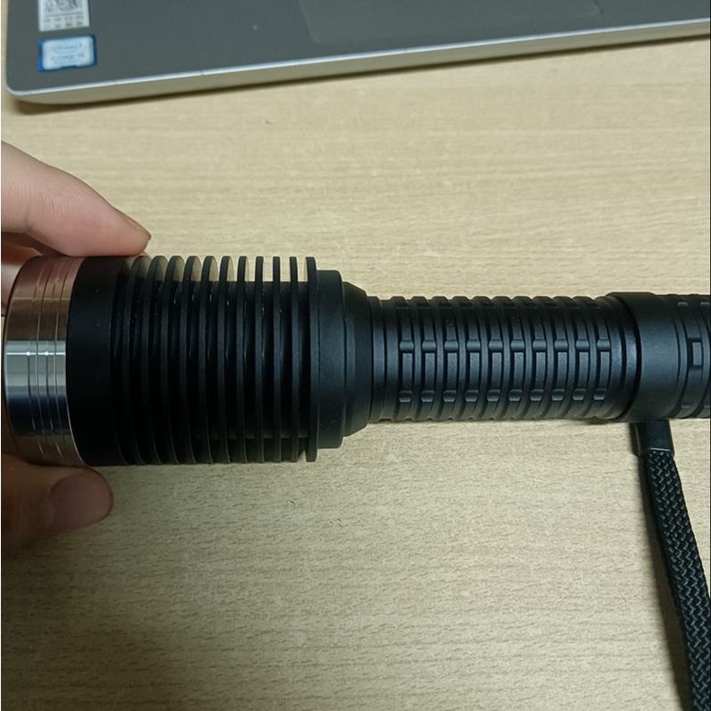Đèn Pin DDH-D2G XML2 / SST40 Tự Làm