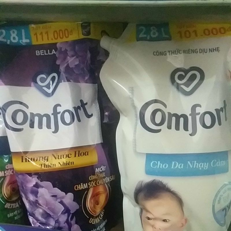 Nước xả vải Comfort hương nước hoa thiên nhiên 2,8 L