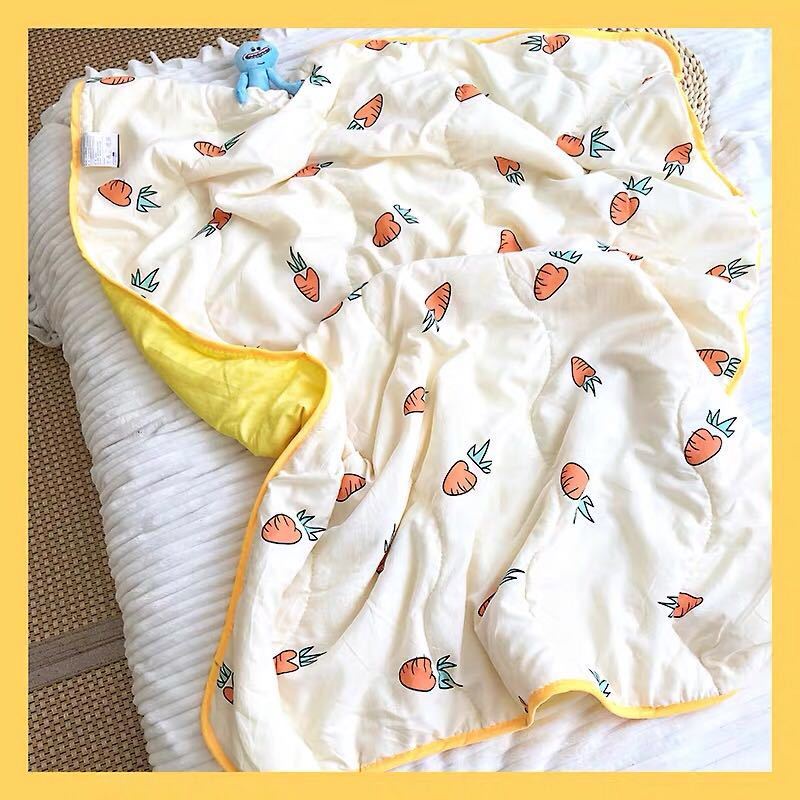 Chăn đơn họa tiết Hello Kitty dễ thương cho bé mẫu giáo