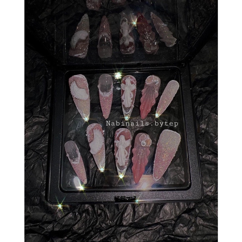 Charm thiên thần trang trí móng mới