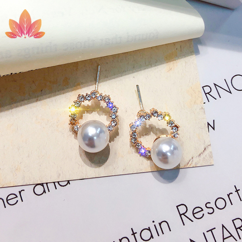 S925 Silver Needle Three Small Fragrant Pearl Diamond Earrings Female Korean Net Red Same Temperament Earring Earrings JewelryJP5