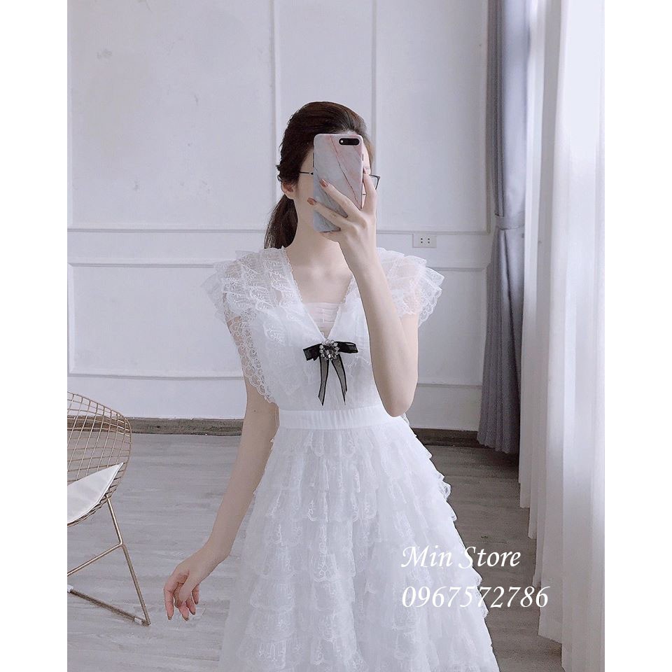Váy ren tầng công chúa cổ V