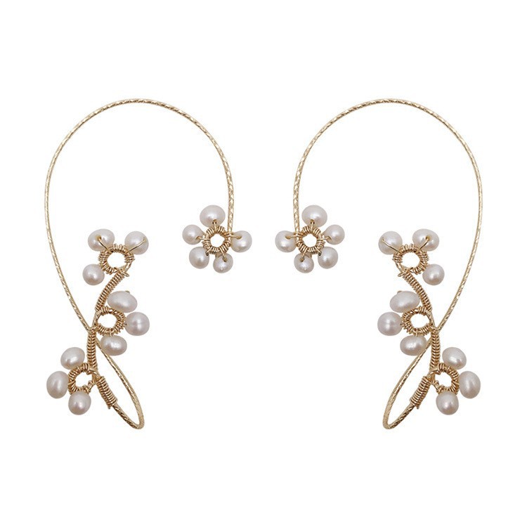 Bông tai kẹp hình bướm đính đá zircon thanh lịch
