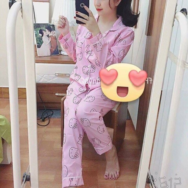 Bộ pizama sale còn 70k
