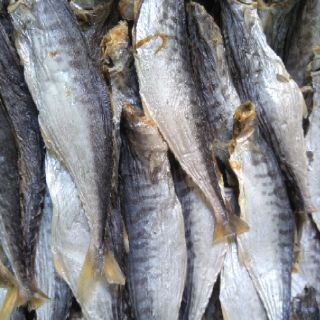 1Kg khô Cá Thu Nguyên Con