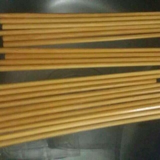 Đũa gỗ kim giao