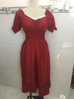 đầm kate lụa cổ viền ren