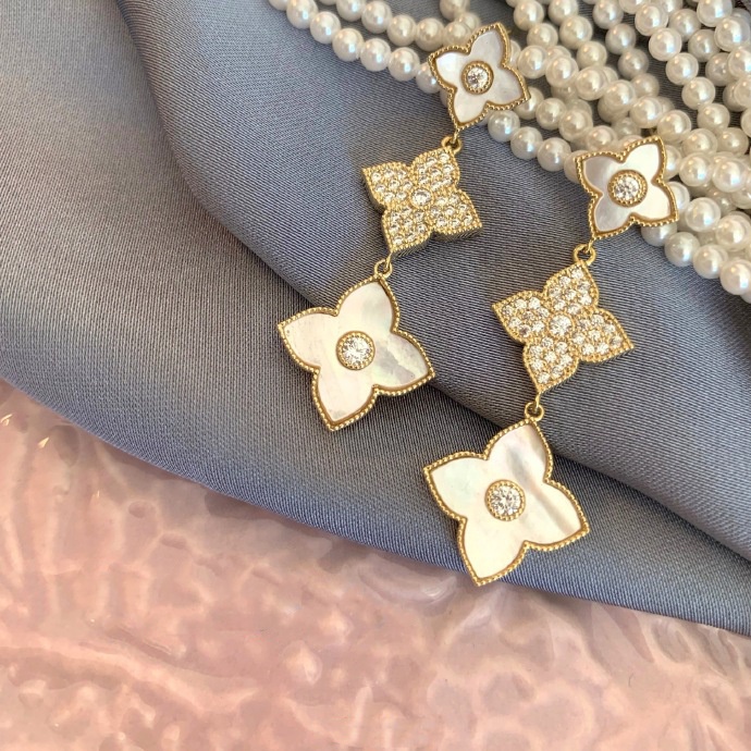 Bông Tai Hình Cỏ Bốn Lá Đính Đá Zircon Bằng Bạc 925 Thời Trang Phong Cách Hàn Quốc 2022 Dành Cho Nữ