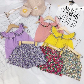 Set áo cổ bèo quần hoa cho bé gái
