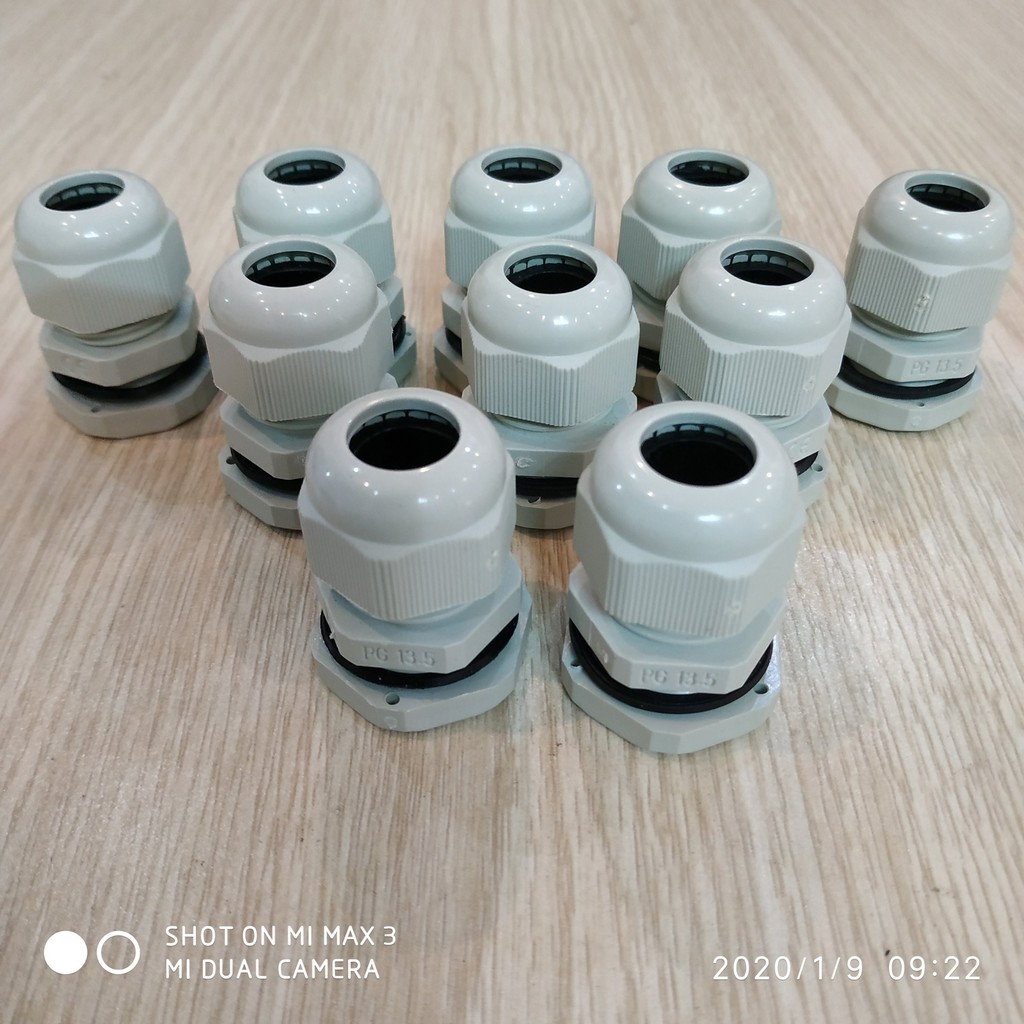 10 CON ỐC SIẾT CÁP NHỰA KÍN NƯỚC PG-13.5