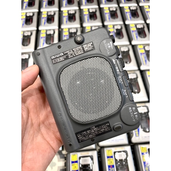 Máy nghe nhạc băng cassette Aiwa TP710