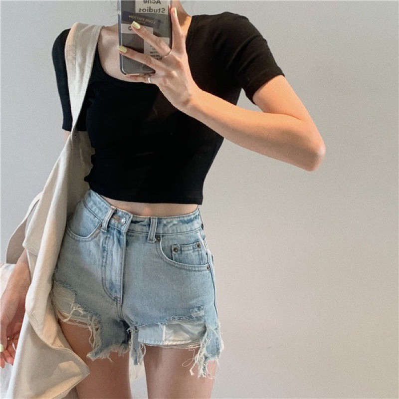 Áo crop basic có tay dễ mặc, dễ phối đồ (best seller) | BigBuy360 - bigbuy360.vn