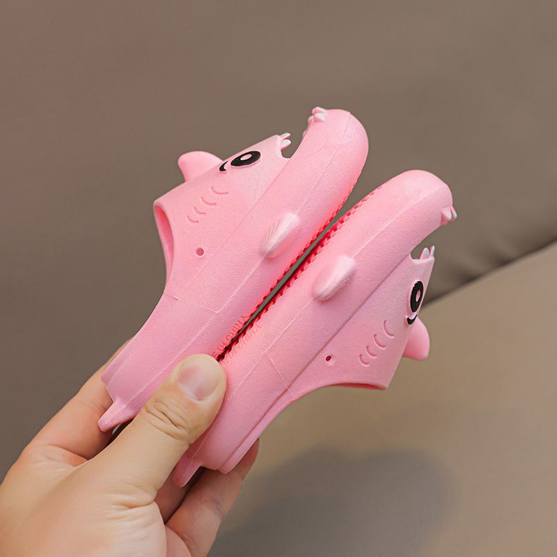 Dép Quai Ngang Trẻ Em Đế Mềm Chống Trượt Thiết Kế Cá Mập Hoạt Hình Đáng Yêu Pine215