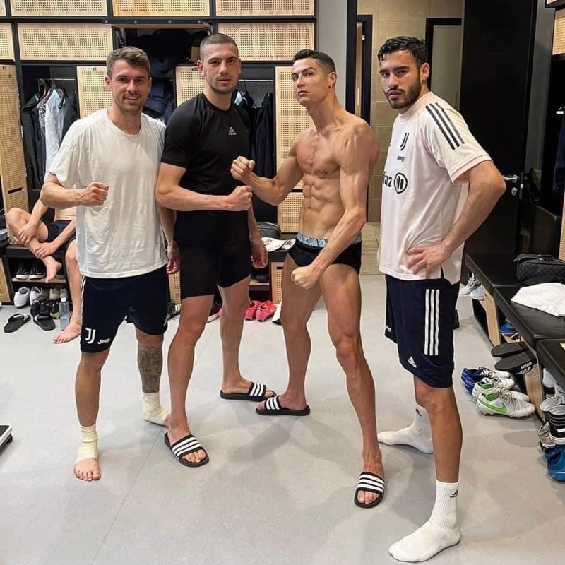 (Bao Check) Dép Adidas Aqua chống thấm nước mùa mưa giá cực tốt