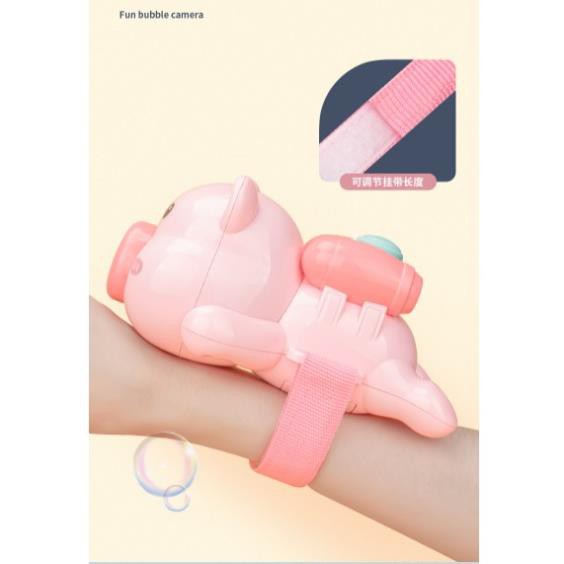 Súng Bắn Bong Bóng Xà Phòng Đeo Tay Hình Con Heo (Tặng Kèm 2 Lọ Xà Phòng và 2 Pin AA)