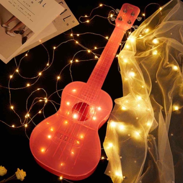 ĐÀN UKULELE TRONG SUỐT BYLA