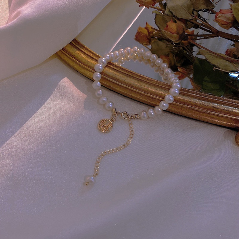 Vòng Tay May Mắn Đính Hạt Ngọc Trai Sang Trọng
