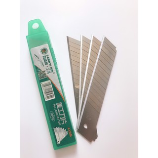 Hộp lưỡi dao chuyên dụng cắt fomex (10 lưỡi)