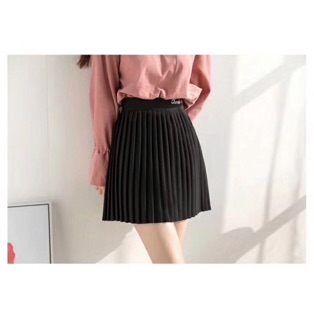 Chân váy xếp ly