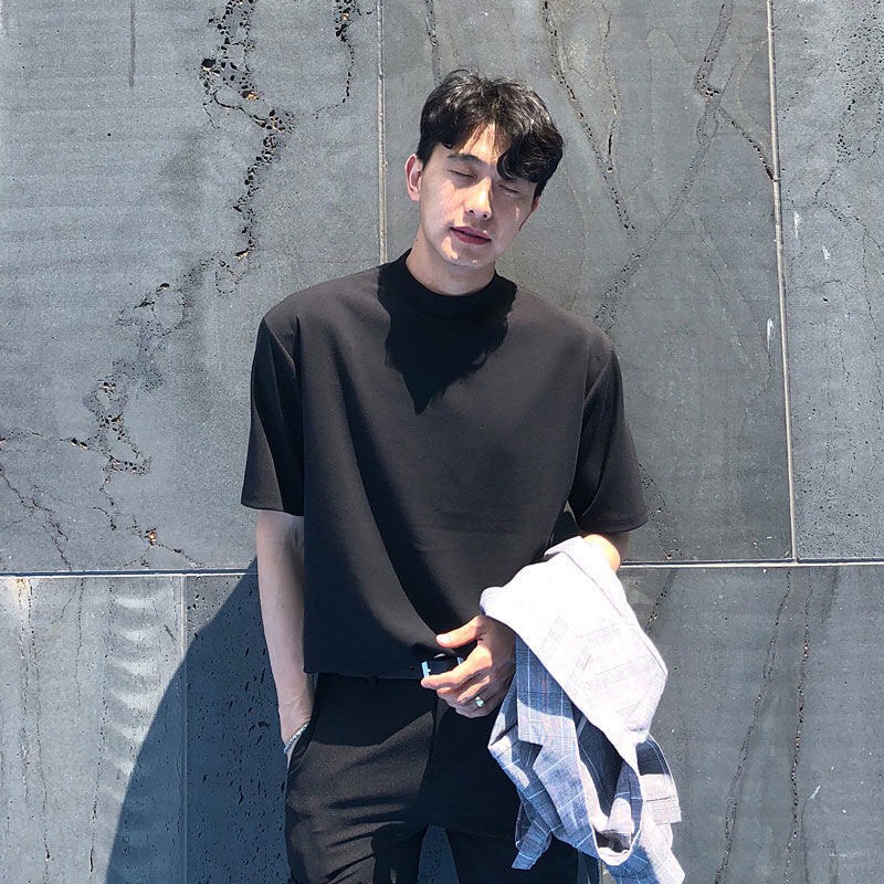 Áo thun nam trơn cổ cao mùa hè, phong cách trưởng thành nam tay lửng | BigBuy360 - bigbuy360.vn