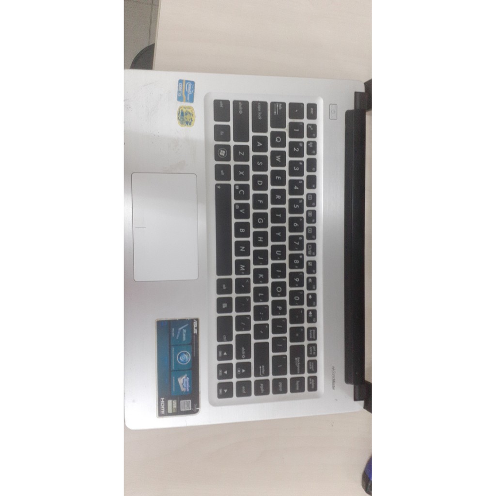 Laptop Asus K46CA Core i5 mạnh mẽ - Ram 4GB