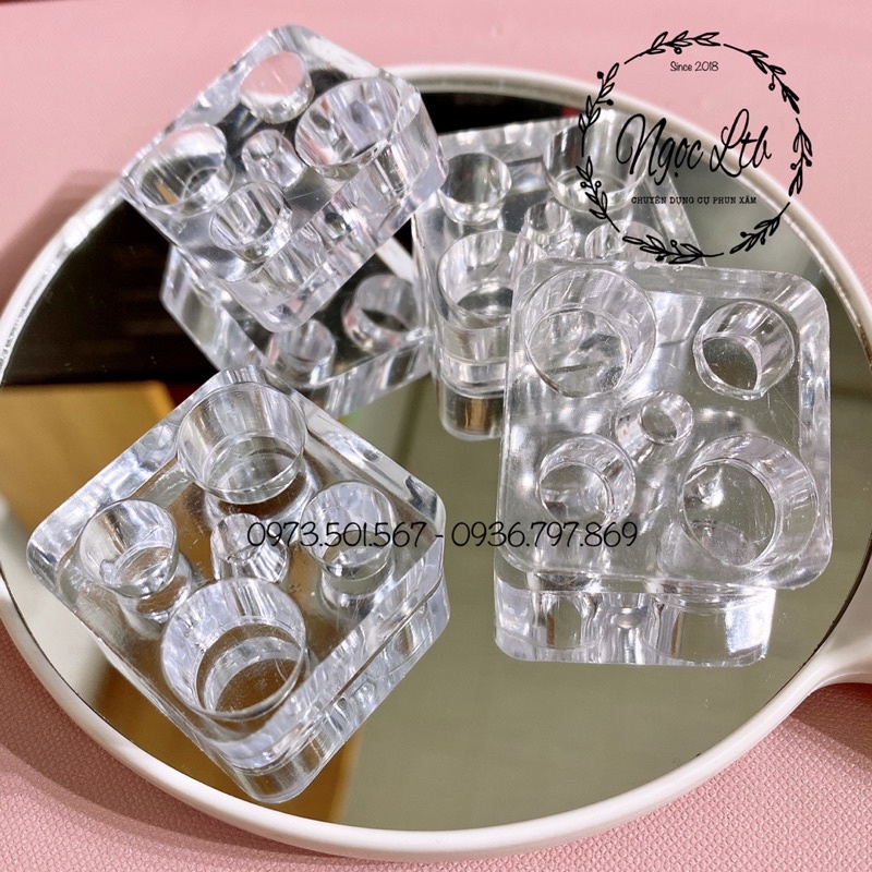 Đế mica 4 lỗ đựng mực phun xăm