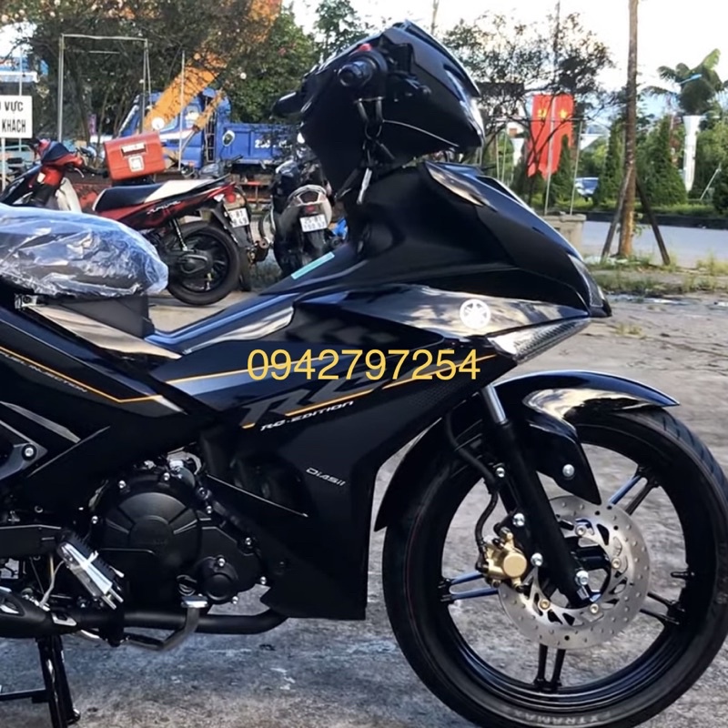 Sơn xe máy Yamaha Exciter màu Đen bóng MTP203-1K Ultra Motorcycle Colors