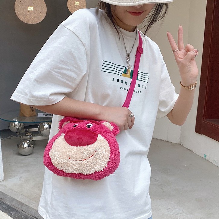 Túi đeo chéo vải lông xù hình gấu dâu tây đáng yêu đựng tiền xu/điện thoại thời trang Hàn Quốc 