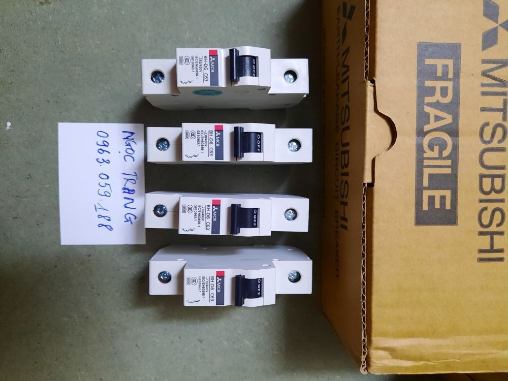 AptoMat 1 Pha C 20A  - Giá 1 Cái