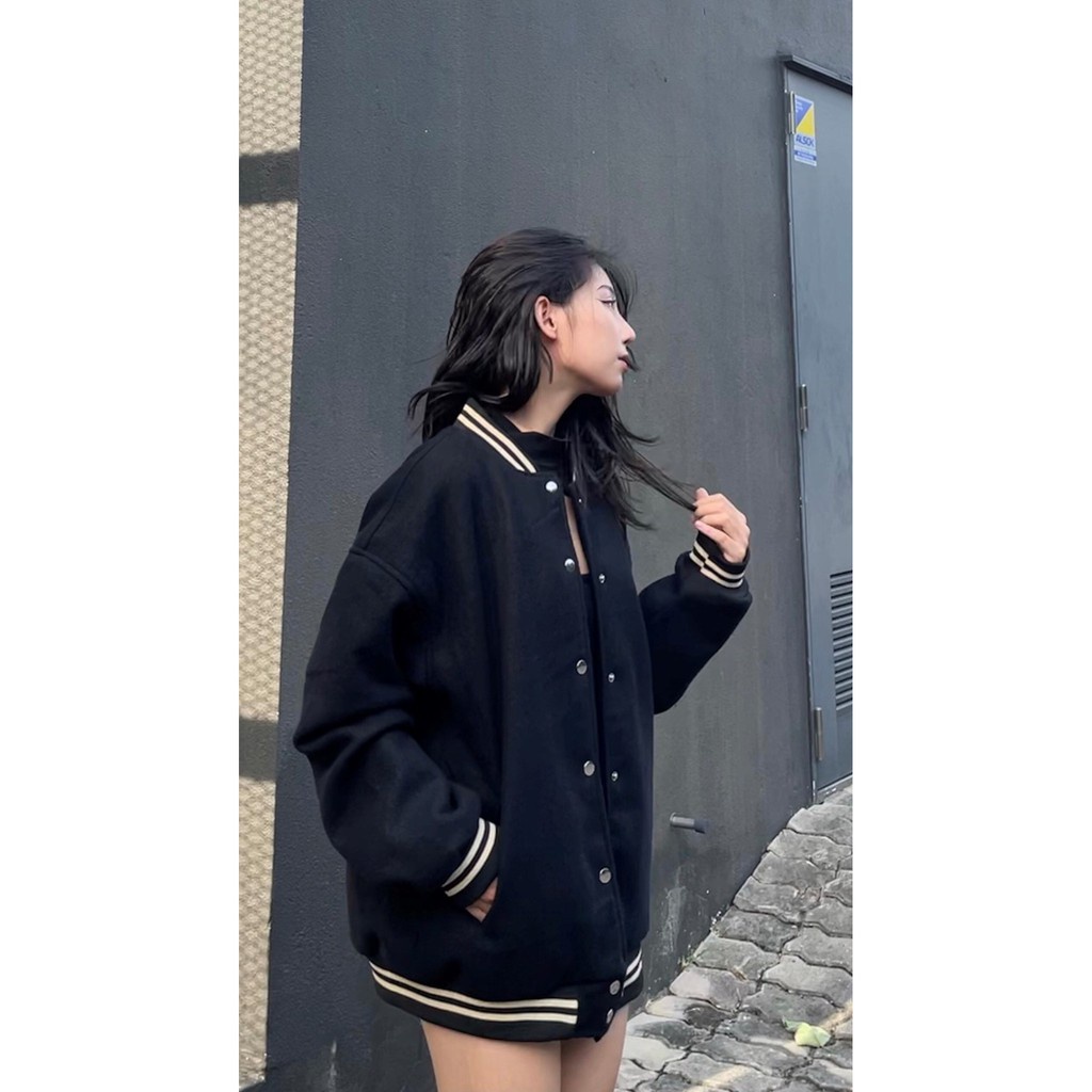 Giá sốc 22-12 Áo khoác Varsity Bomber The Bad God Signature