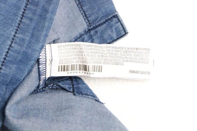 Áo sơmi cổ trụ dáng suông thêu hoạ tiết dư xịn